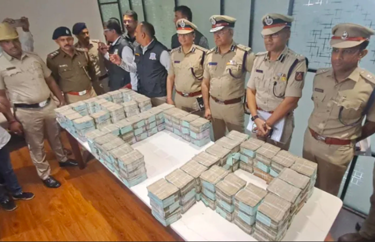 ބެންގަލޫރު ބޭންކަކުން 70 މިލިއަން ރުޕީސް ފޭރިގެންފި