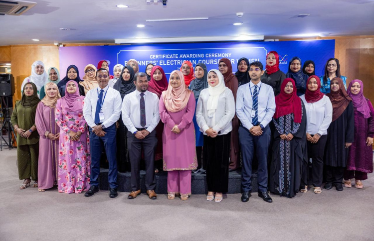 ސްޓެލްކޯގެ އިލެކްޓްރީޝަން ކޯސް ނިންމާލައިފި