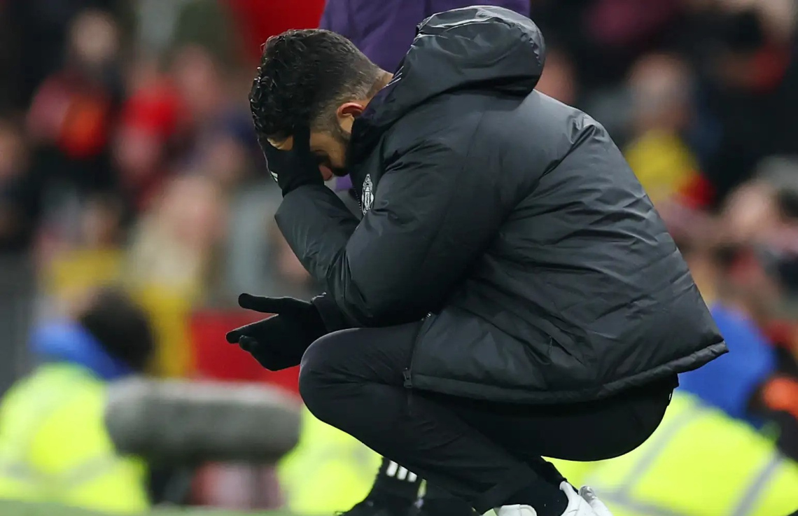 ރަތްކާޑްގެ ފައިދާ ނުނެގި ޔުނައިޓެޑް ބަލިވެއްޖެ