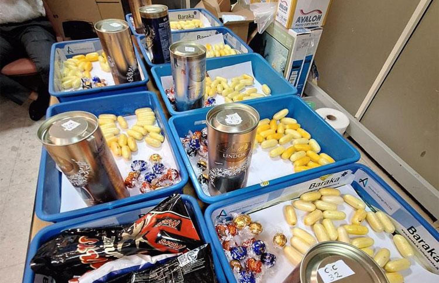 ސްރީ ލަންކާގެ ބަންޑާރަނައިކެ އިންޓަނޭޝަނަލް އެއާޕޯޓުން އަތުލައިގަތް މަސްތުވާތަކެތި.