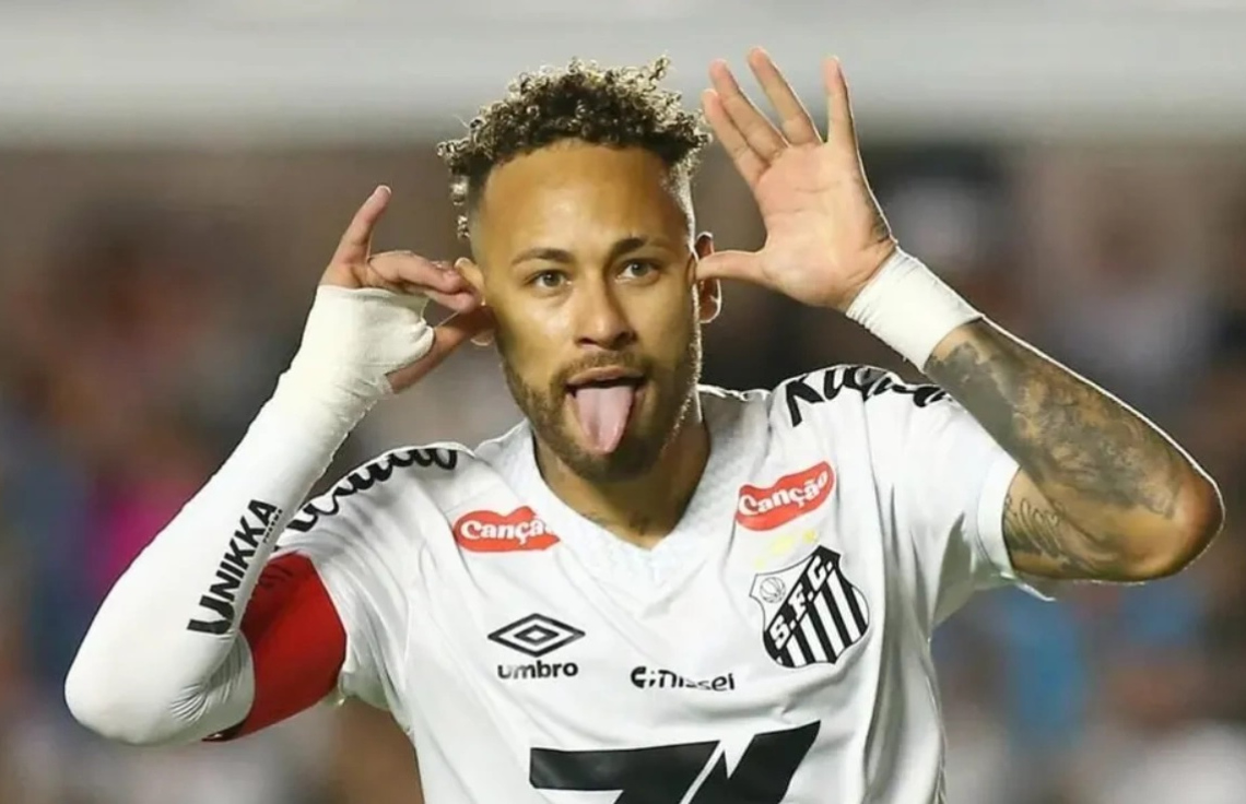 ނޭމާ ވަނީ ސަންޓޯސް އަށް އެންމެ ފަހުން ކުޅެދިން މެޗުގައި ލަނޑު ޖަހައިފަ.--