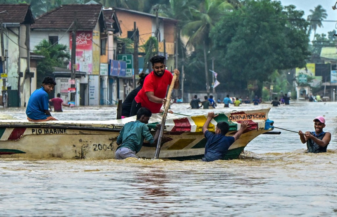 ލަންކާއިން މަރުވި މީހުންގެ އަދަދު 330 އިން މައްޗަށް