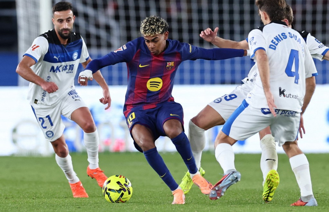 ޔަމާލް ވަނީ މި މެޗުގައި ގޯލެއް ޖަހައި، އިތުރު ގޯލެއް ޖަހަން އެހީވެފަ އެވެ.-- ފޮޓޯ: އޭއެފްޕީ