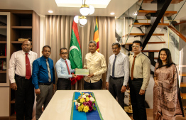 އެލިއާއިން ލަންކާއަށް 20،000 ޑޮލަރު