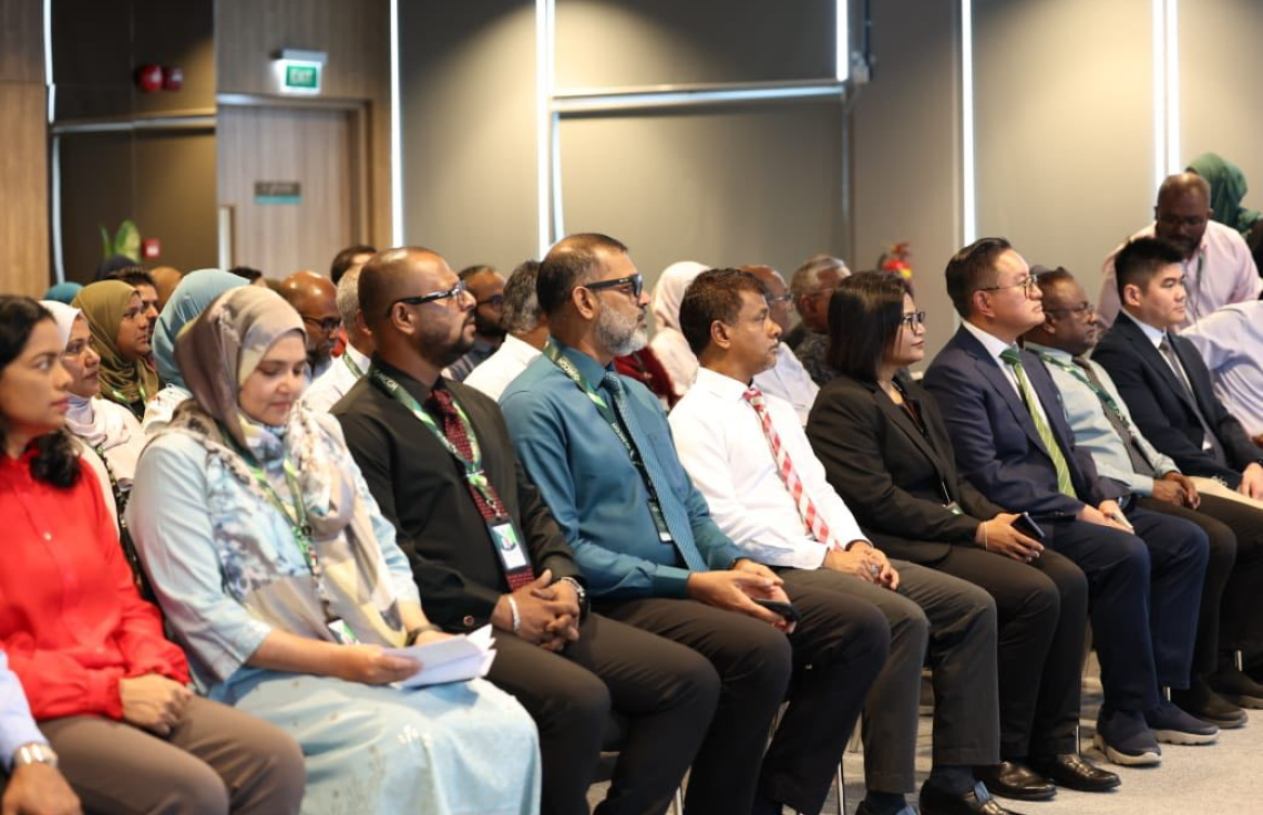 Aadhaya hilaafah baru meehunnah haassa bariatric surgery kuran IGMH gai fashaifi