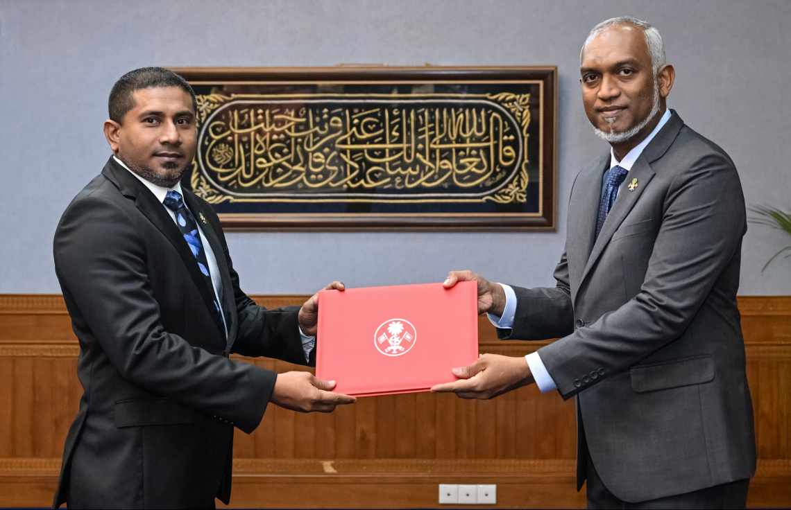 Japan gai hunnavaa Raajjey ge safeerakah Mahloof ayyan kuravvaifi