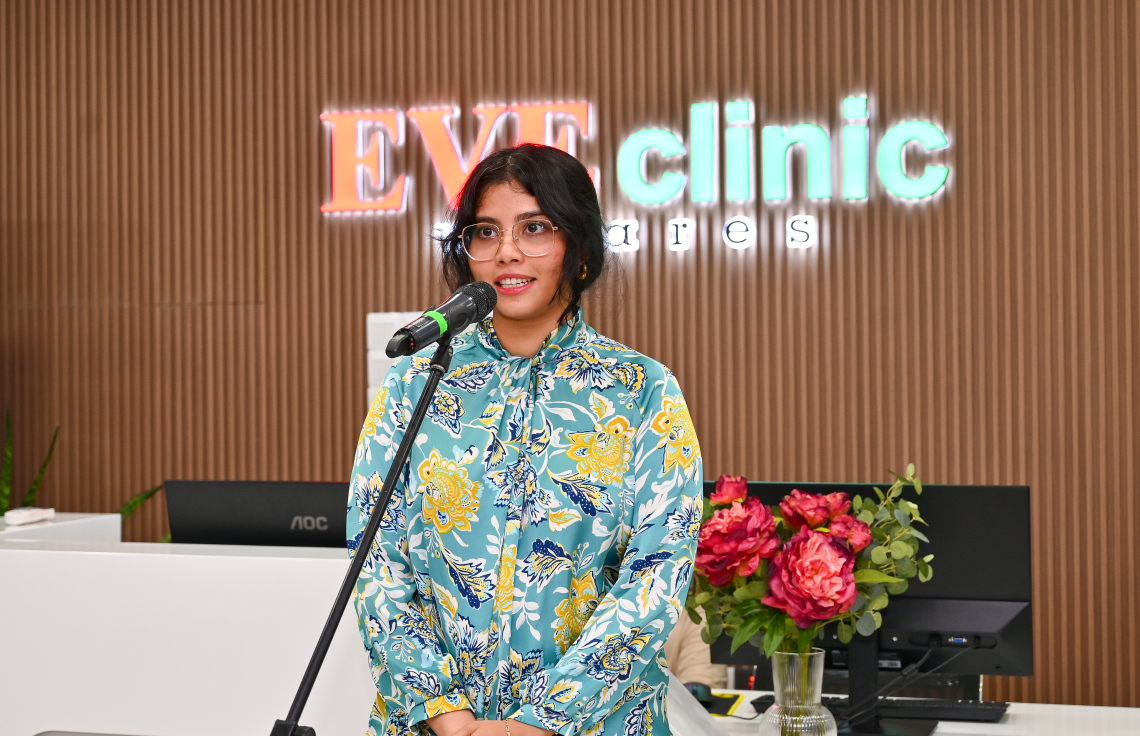 އީވް ކްލިނިކް ވިނަރެސް ހުޅުވުމަށް ބޭއްވި ރަސްމިއްޔާތުގައި އެ ކްލިނިކާ ބެހޭގޮތުން ބައެއް މައުލޫމާތު ދެނީ -- ފޮޓޯ: ފަޔާޒު މޫސާ | މިހަރު