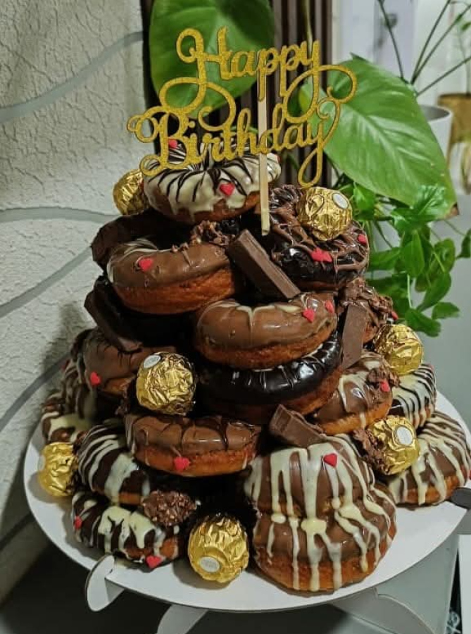 ޑޯނަޓް ފެކްޓްރީން ތައްޔާރުކުރި ޓަވަރެއް.