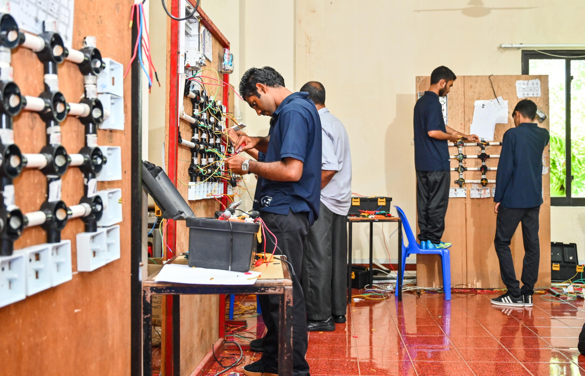 Vocational high School: mathee thauleemah ummeedhee manzareh