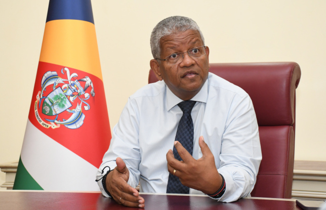 ގަތަރަށް ވިއްކާލި ސީޝެލްސްގެ ރަށެއްގެ މައްސަލަ ބަލަނީ