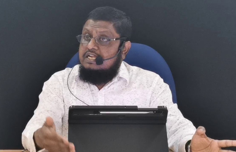 ޝައިހް އިބްރާހީމްގެ ދެ ލޮލުގެ ފަރުވާއަށް އެހީ ހޯދަނީ