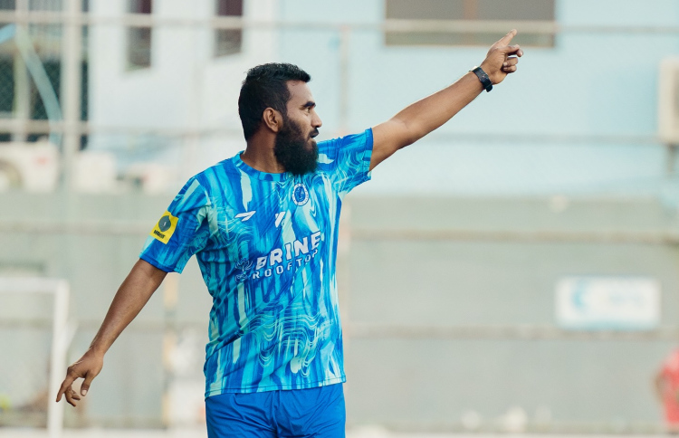 ަދަގަނޑޭ ނިއުގެ ޕްރެކްޓިހުގައި. -- ފޮޓޯ: އަބްދުﷲ ޔަޝައު