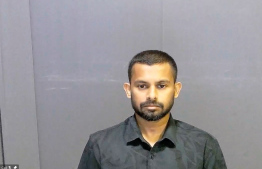 ޝަމްއާން: އޭނާގެ ބަންދަށް މިވަގުތު ލުޔެއް ނުދެވޭނެ ކަމަށް ވަނީ ނިންމާފައި