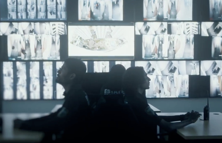 ހުޅުމާލޭގައި ގާއިމުކުރި ސީސީޓީވީ މޮނިޓަރިން ކޮމާންޑް ސެންޓަރު.