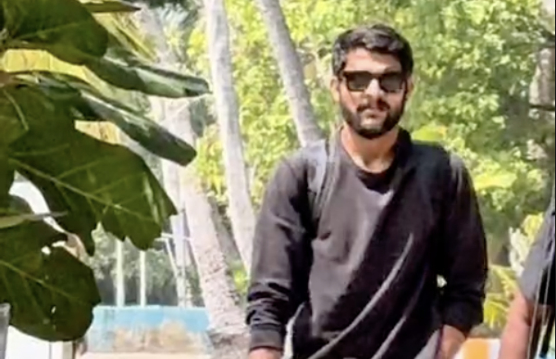 Bear eh ge therey gai Vandhoo ah drug ethere kuri fuluhaku hayyaru koffi