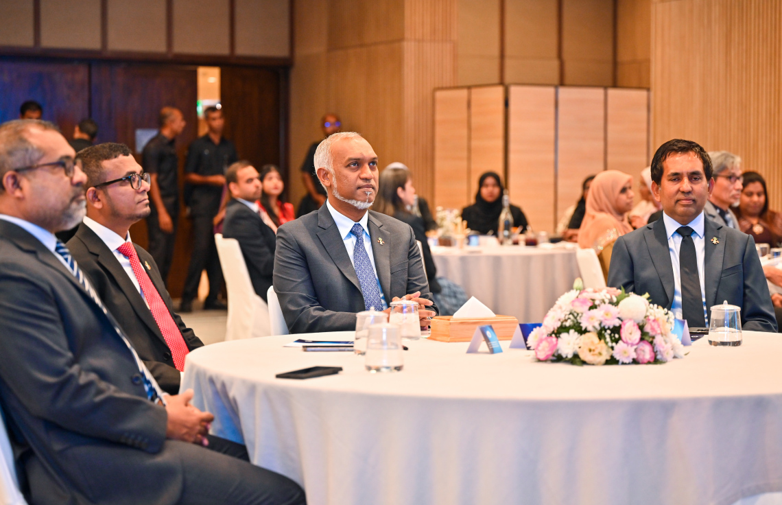 އެމްއެމްއޭ އިން މިއަދު ބޭއްވި ރަސްމިއްޔާތުގައި ރައީސް ވަނީ ބައިވެރިވެވަޑައިގަންނަވާފައި -- ފޮޓޯ: ފަޔާޒް މޫސާ / މިިހާރު