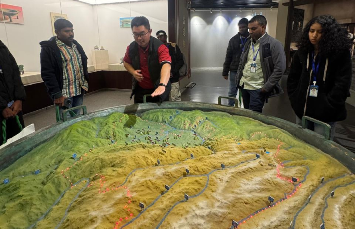 ޗައިނާގެ ޗެންގްޑޫއަށް ރާއްޖޭގެ ބައެއް ސްކޫލުތަކުގެ ގްރޭޑް 12ގެ ދަރިވަރުން ކުރި ދަތުރު-- ފޮޓޯ: މިހާރު