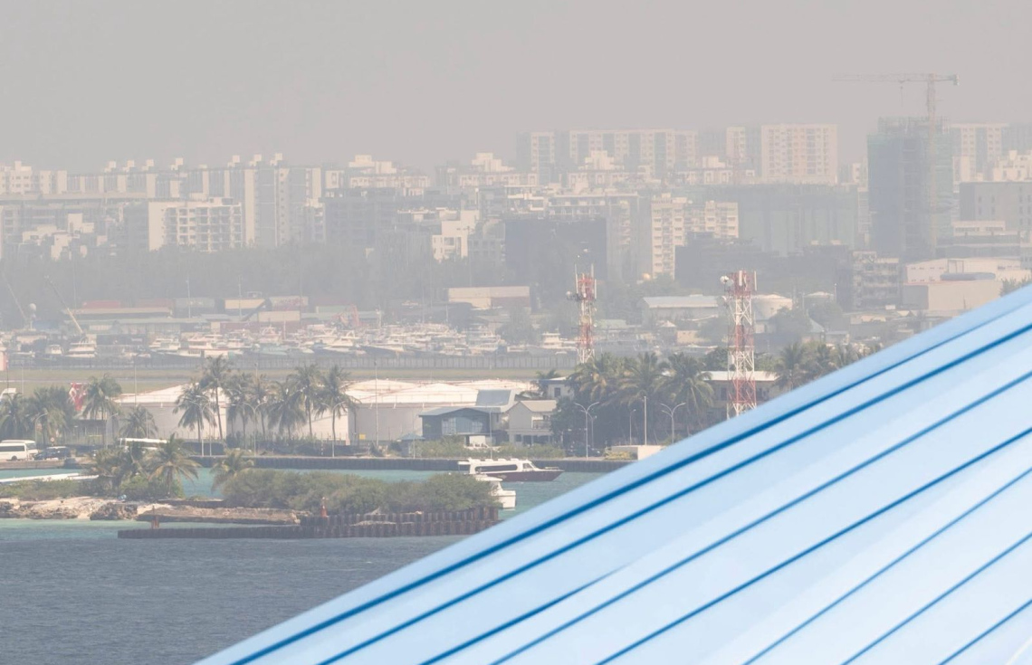 Emmenah nurakkaavaa minvarah vai nusaafuve, miadhu Red Alert gai