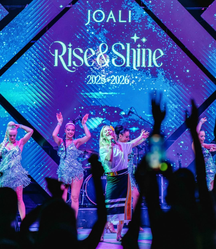 ޒާރާ ލާސަން އާ އަހަރު ފާހަގަކުރީ ރާއްޖޭގައި