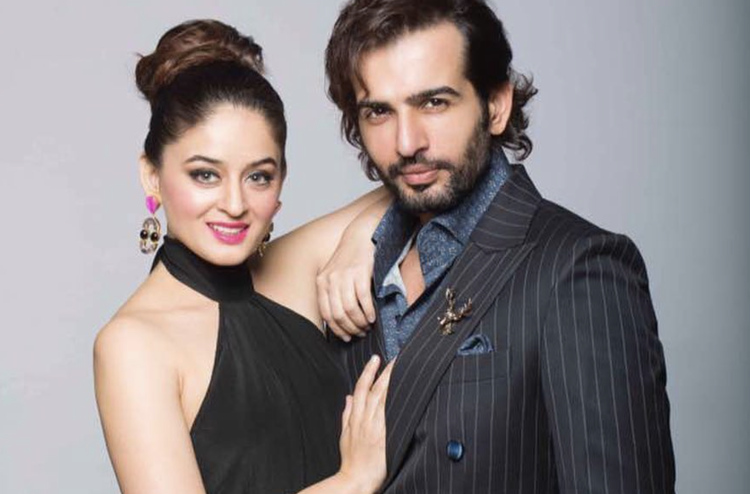 ޖޭ އާއި މާހީގެ 14 އަހަރުގެ ކައިވެނި ރޫޅާލައިފި