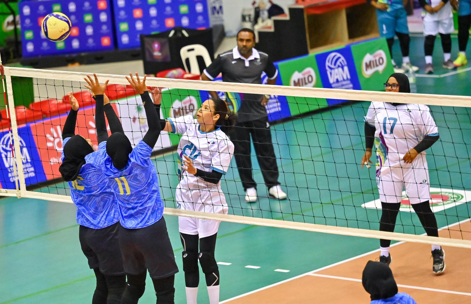 އައްޑު އާއި މާފުށީގެ މެޗުގެ ތެރެއިން --- ފޮޓޯ: ފަޔާޒު މޫސާ | މިހާރު