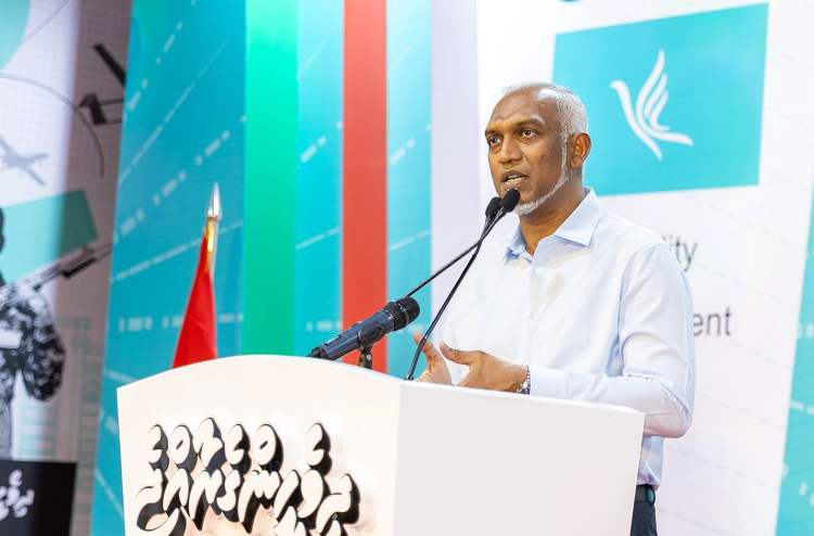 މީހުން ދިރިއުޅޭ ރަށާ ކައިރީ ސަފާރީ ނުބޭއްވޭ ގޮތަށް ހަދަނީ