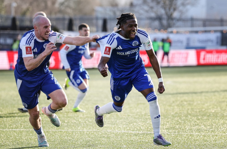 އެފްއޭ ކަޕްގެ ޗެމްޕިއަނުން ނޮންލީގު ޓީމެއް އަތުން ބަލިވެއްޖެ