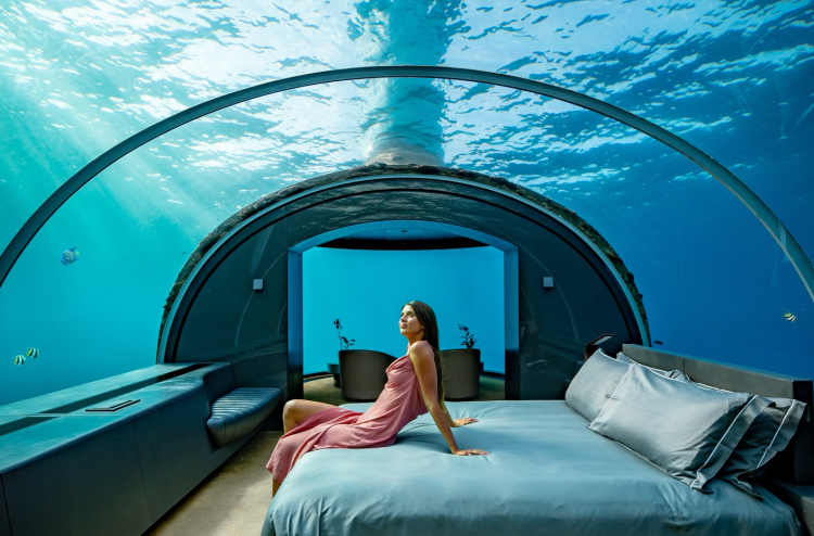 ގޯލްޑެން ގްލޯބްސްގެ ހަދިޔާ: ރާއްޖޭގެ ޗުއްޓީ ދަތުރުތައް