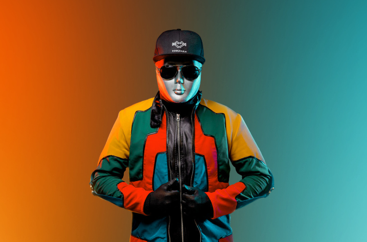 ދިރާގުން ދޭ ލޯންޗުގެ ނަސީބުވެރިޔާ ހޮވާ އިވެންޓުގައި ރޮބޯމޭން