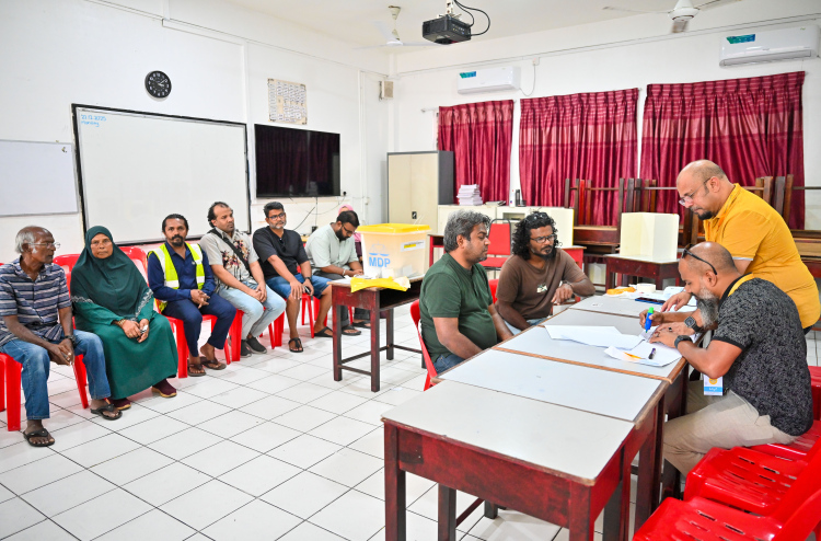 އިންތިހާބަށް މެނުއަލްކޮށް ފޯމު ހުށަހެޅޭ ގޮތް ހަދަން އެދިއްޖެ