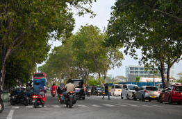 ރޯދަ މަހު ދުވާލު މަގުމަތީގައި ކެއުމުން 15 ދުވަހަށް ބަންދު