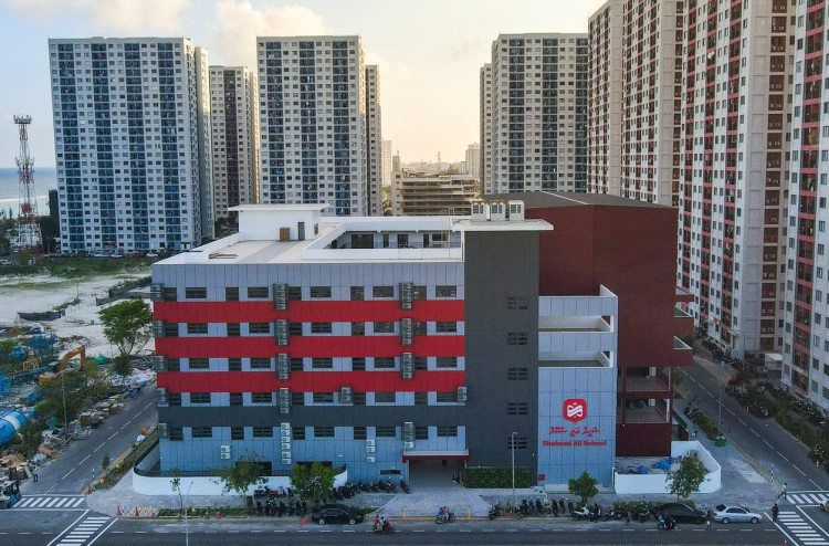 247 މިލިއަން ހަރަދުކޮށްގެން ހެދި އާ ސްކޫލް ހަވާލުކޮށްފި