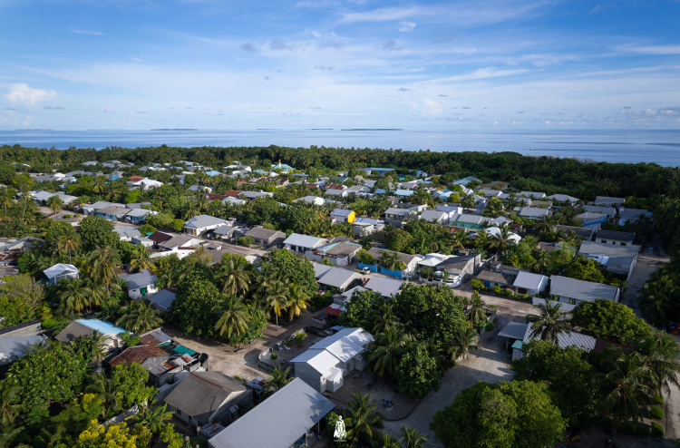 ފޭދޫ ކައުންސިލުން، ރަށުން ބޭރުގައި އުޅޭ މީހުންގެ ދަފްތަރެއް