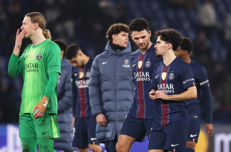 ޕީއެސްޖީ މިފަހަރުވެސް ޕްލޭއޮފަށް، އެކަމަކު އަދިވެސް ފޭވަރިޓް